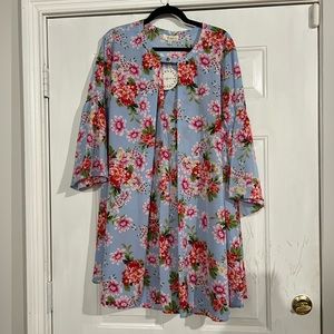 NWT boutique floral tunic